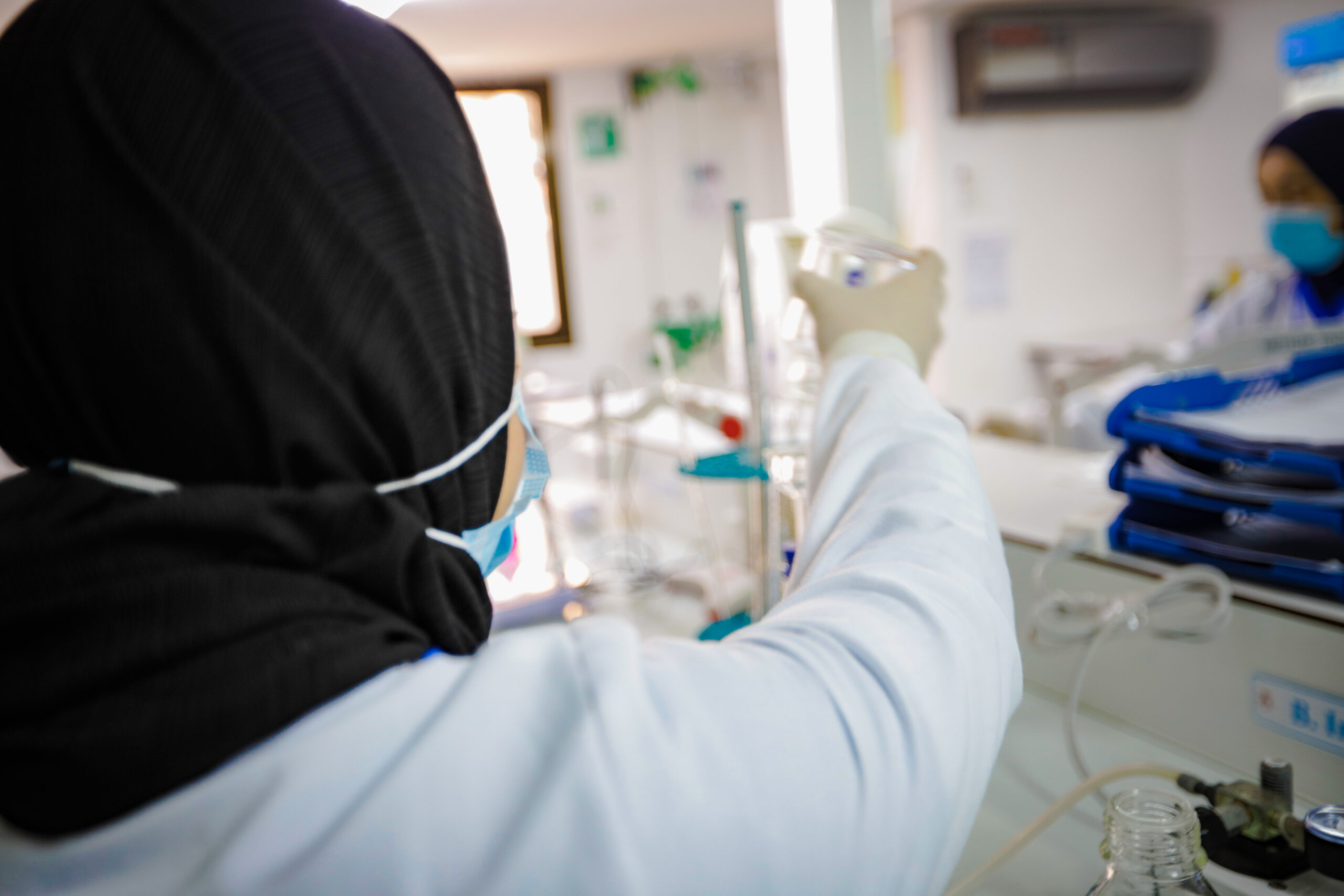 Riadhpharm est un laboratoire d'analyse physico-chimie