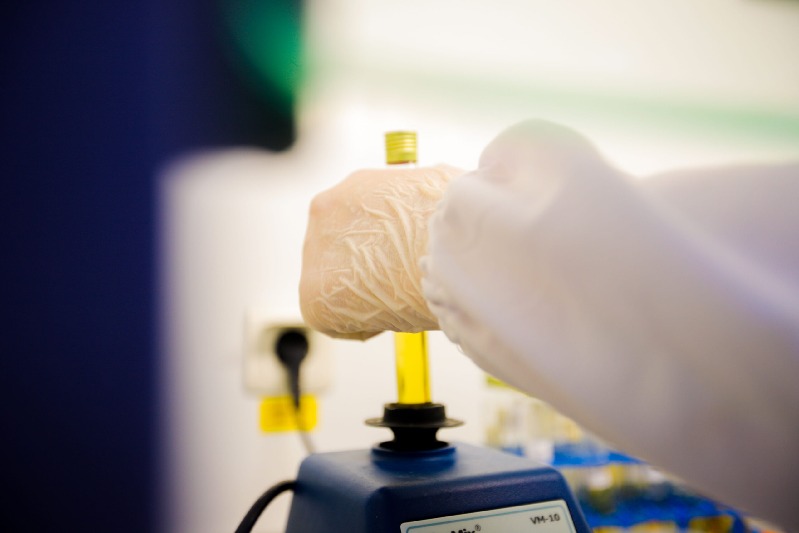 laboratoire d'analyse microbiologique riadhpharm